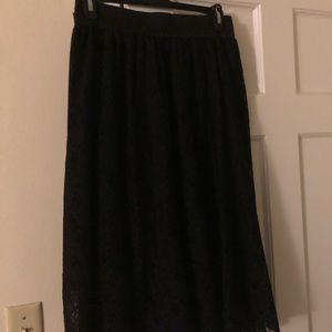 Noir lace Lola skirt